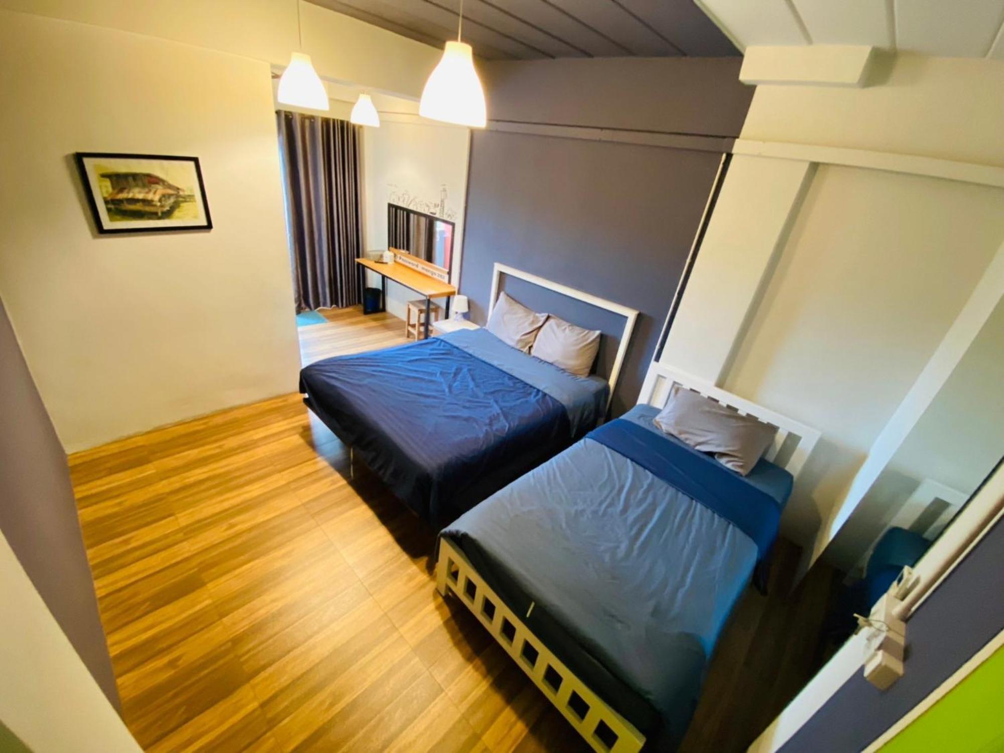 Mango 10 House Hotel Bangkok Bagian luar foto